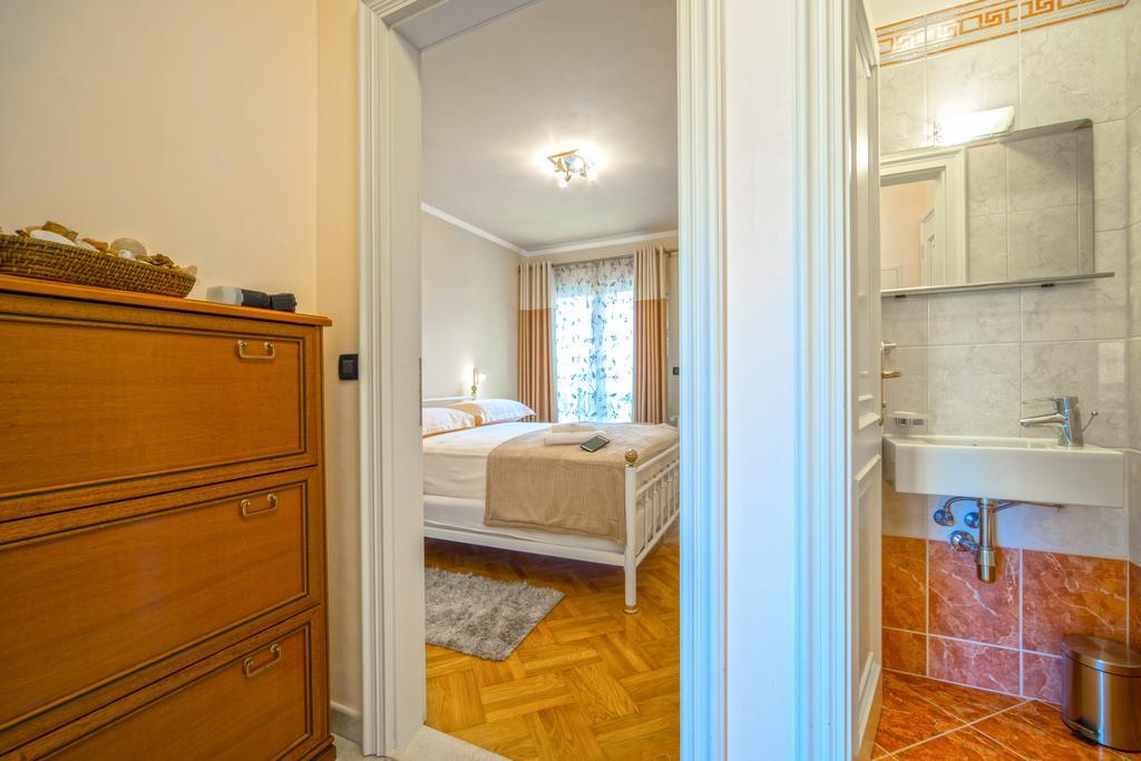 Apartments Anna Omiš Værelse billede
